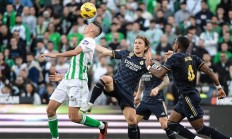 九游网址-西班牙选手独得4球，晋级国际杯半决赛