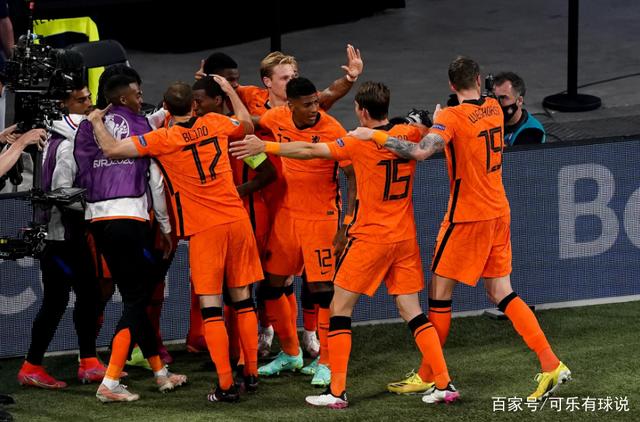 荷兰逼平乌克兰,出线形势严峻的简单介绍 荷兰逼平乌克兰,出线形势严峻的简单介绍