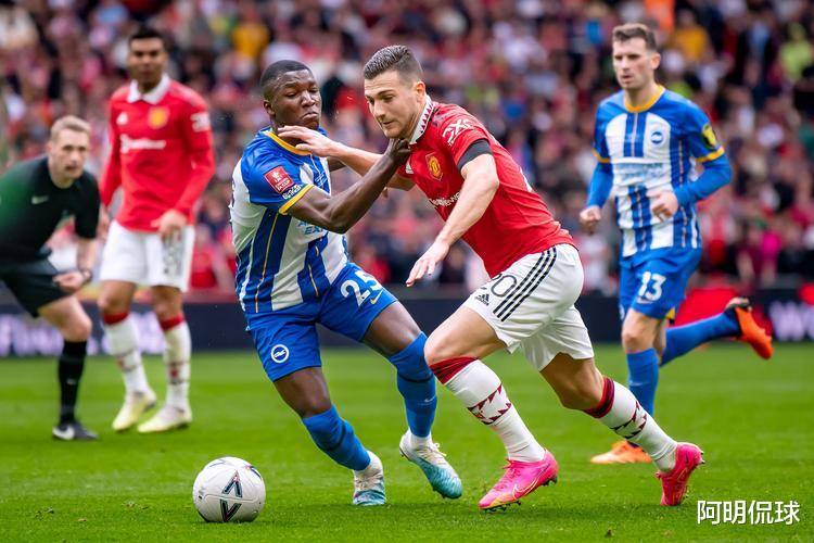 关于南安普顿客场击败富勒姆，实现连胜的信息