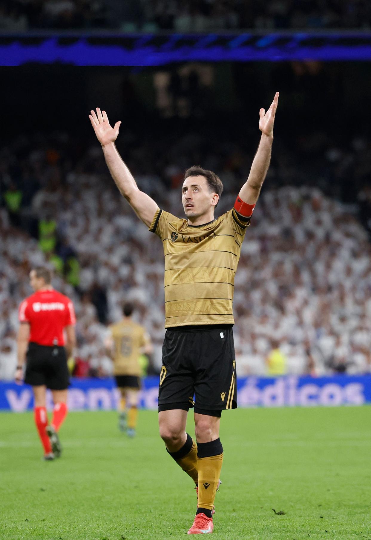 西班牙选手独得4球，晋级国际杯半决赛