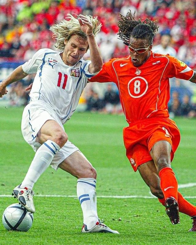 希腊球队在国际比赛中取得胜利