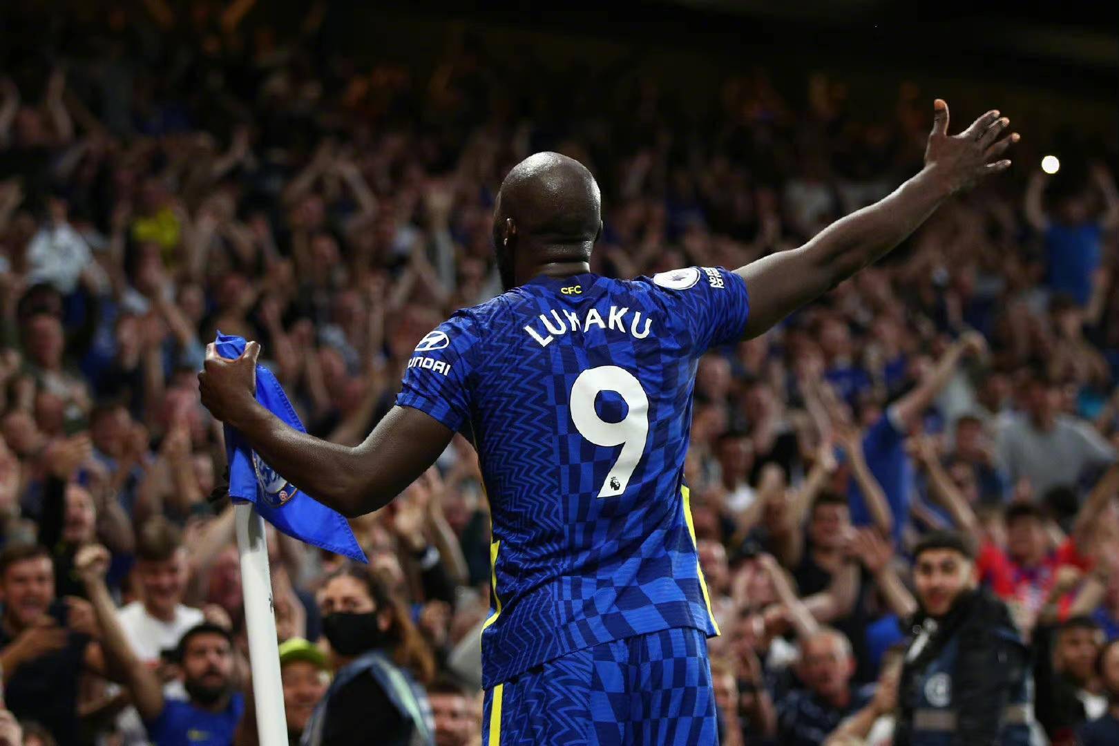 国王蓝军战胜对手,一骑绝尘登顶积分榜的简单介绍 国王蓝军战胜对手,一骑绝尘登顶积分榜的简单介绍