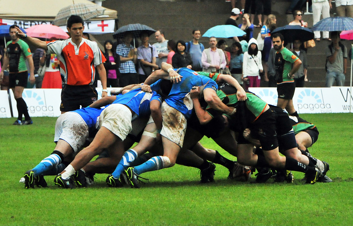 比赛的结果令球迷们兴奋不已 比赛的结果令球迷们兴奋不已